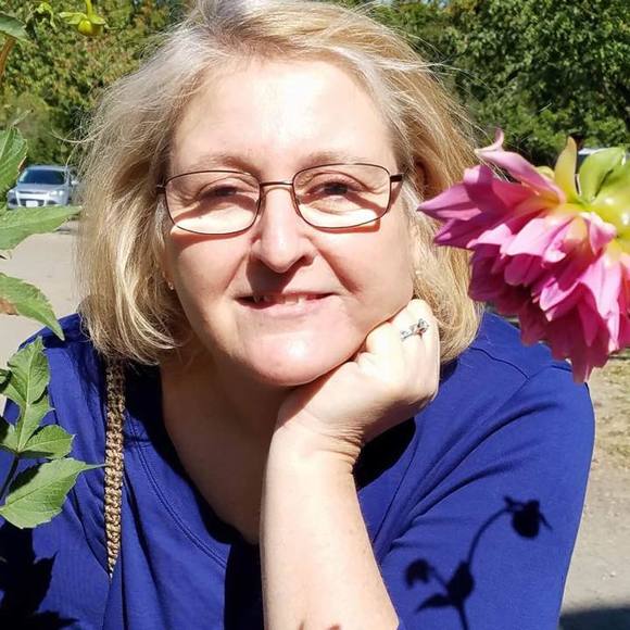 Meet your Posher, Nancy - Picture 1 of 1